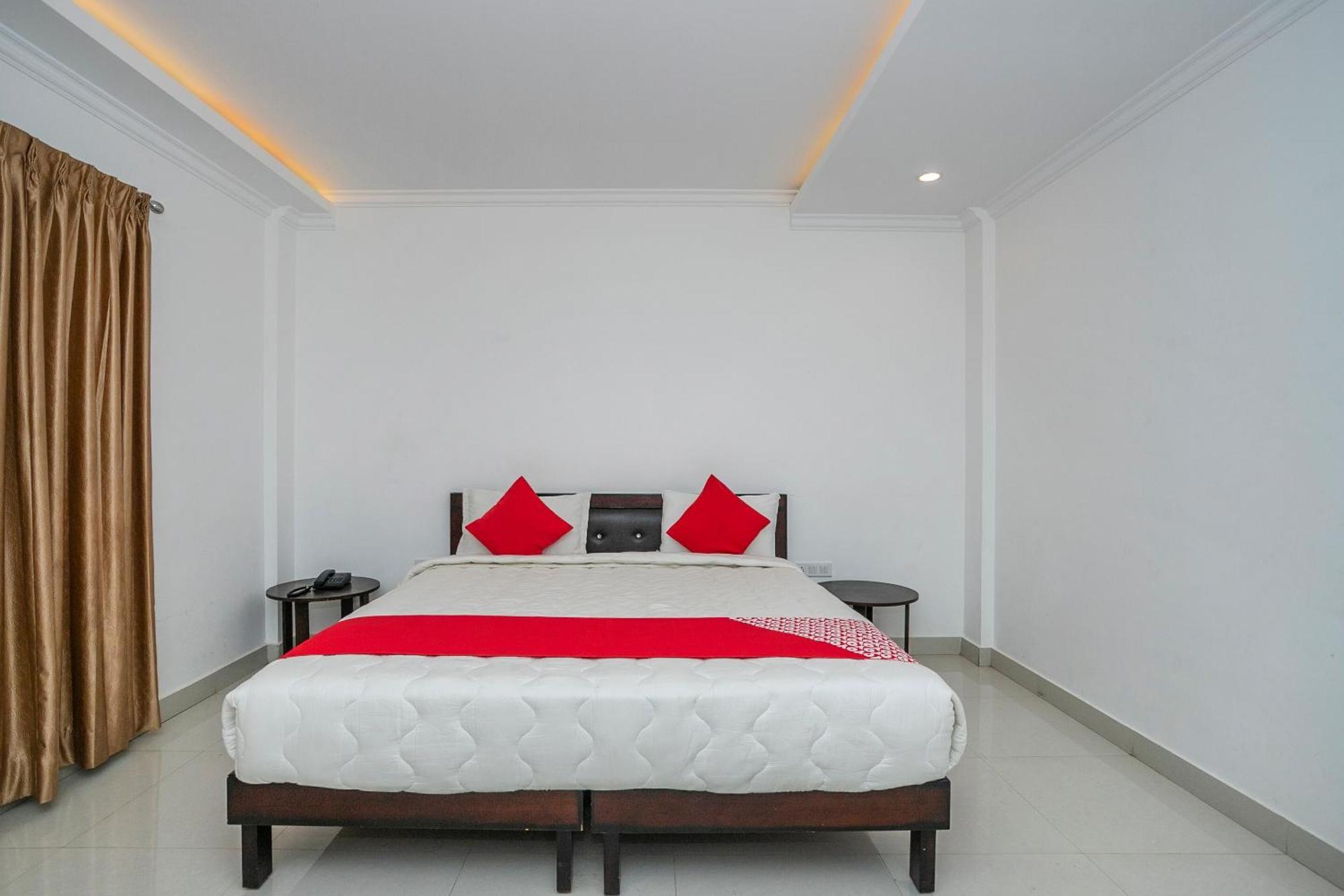 Collection O Cosmopolitan Hotell Devanahalli Exteriör bild