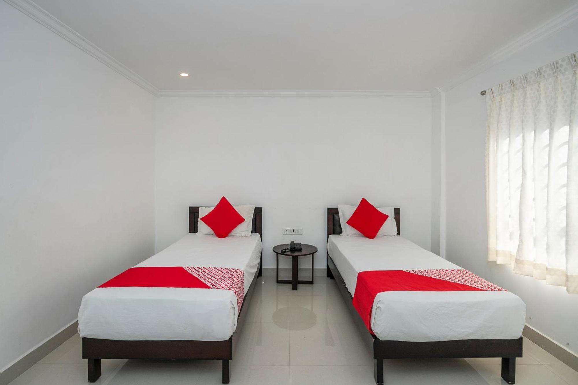 Collection O Cosmopolitan Hotell Devanahalli Exteriör bild
